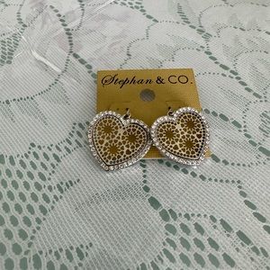 New heart earrings siver